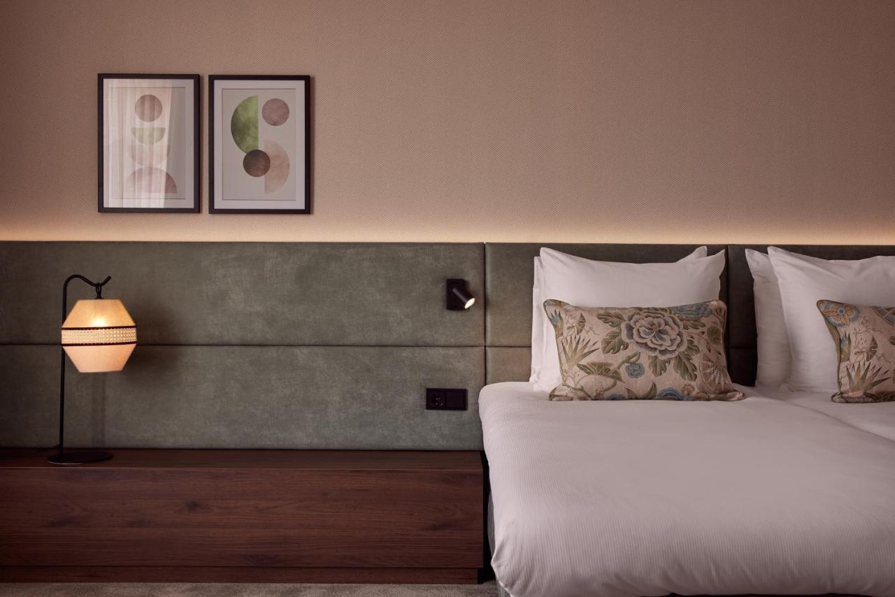 Van Der Valk Hotel Lelystad Extérieur photo